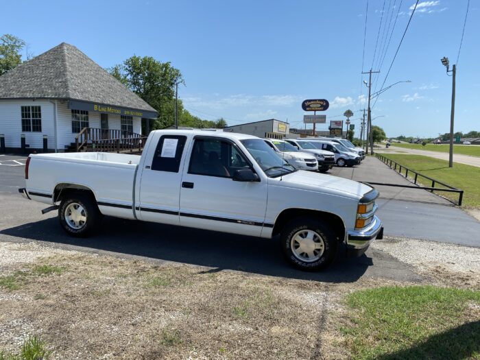 1996 CHEVROLET SILVERADO EXTENDED CAB PICKUP - Image 3