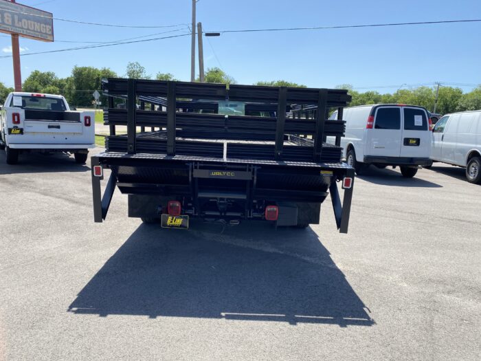 2002 F-550 DIESEL FLAT BED - Image 5