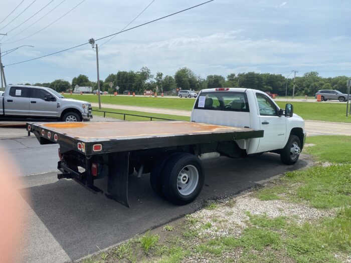 2014 CHEVROLET 3500 FLAT BED - Image 4