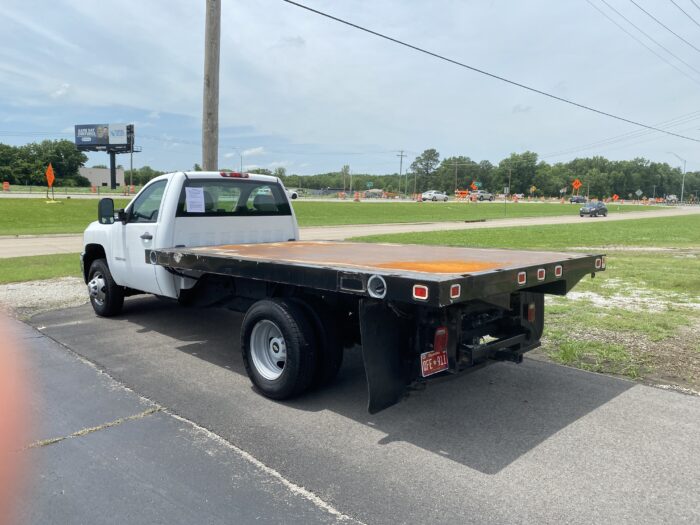2014 CHEVROLET 3500 FLAT BED - Image 6