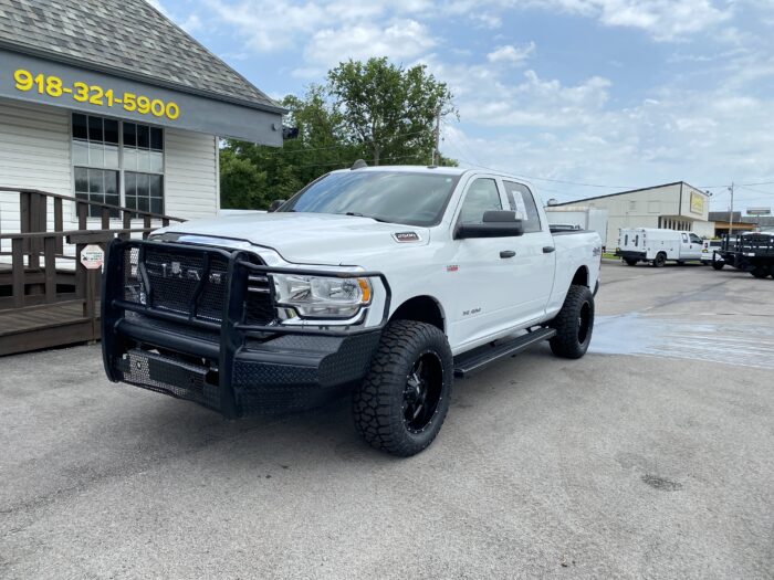 2022 RAM 2500 HD 4X4 - Image 3
