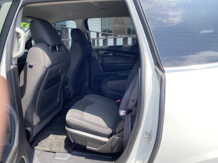 2012 CHEVROLET TRAVERSE - Image 7