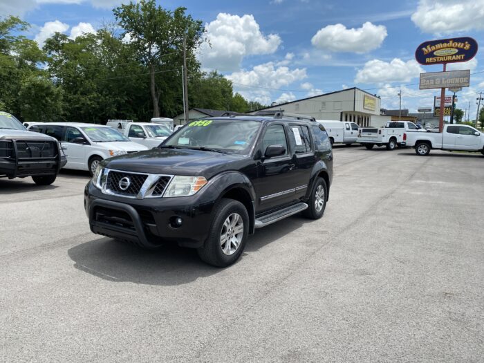2011 NISSAN PATHFINDER - Image 2
