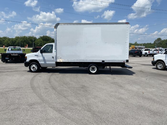 2014 FORD E350 CUTAWAY VAN