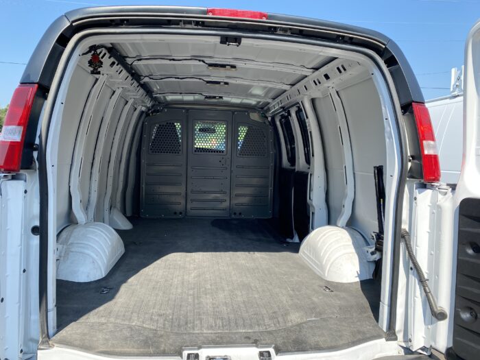2022 CHEVROLET EXPRESS 2500 CARGO VAN - Image 2