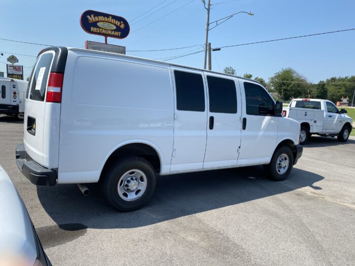 2022 CHEVROLET EXPRESS 2500 CARGO VAN - Image 5