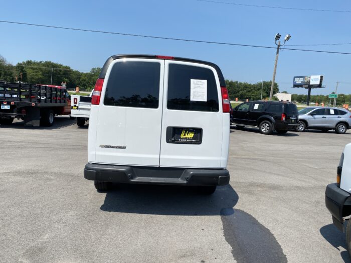 2022 CHEVROLET EXPRESS 2500 CARGO VAN - Image 6