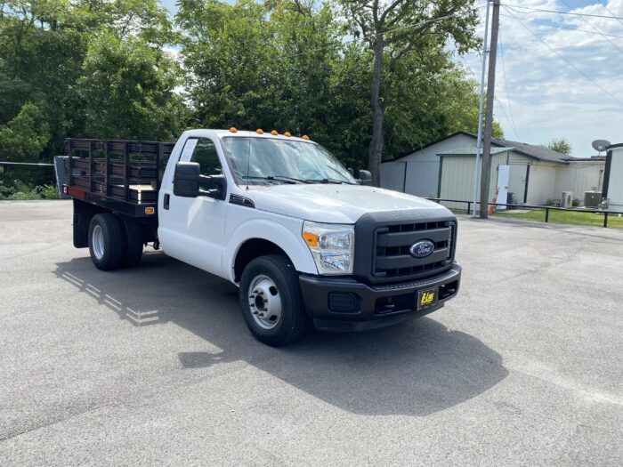 2016 CHEVROLET 3500 HD FLAT BED - Image 3