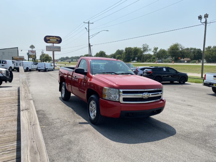 2008 CHEVROLET SILVERADO REGULAR CAB - Image 3