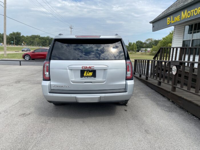 2019 GMC YUKON SLT - Image 5