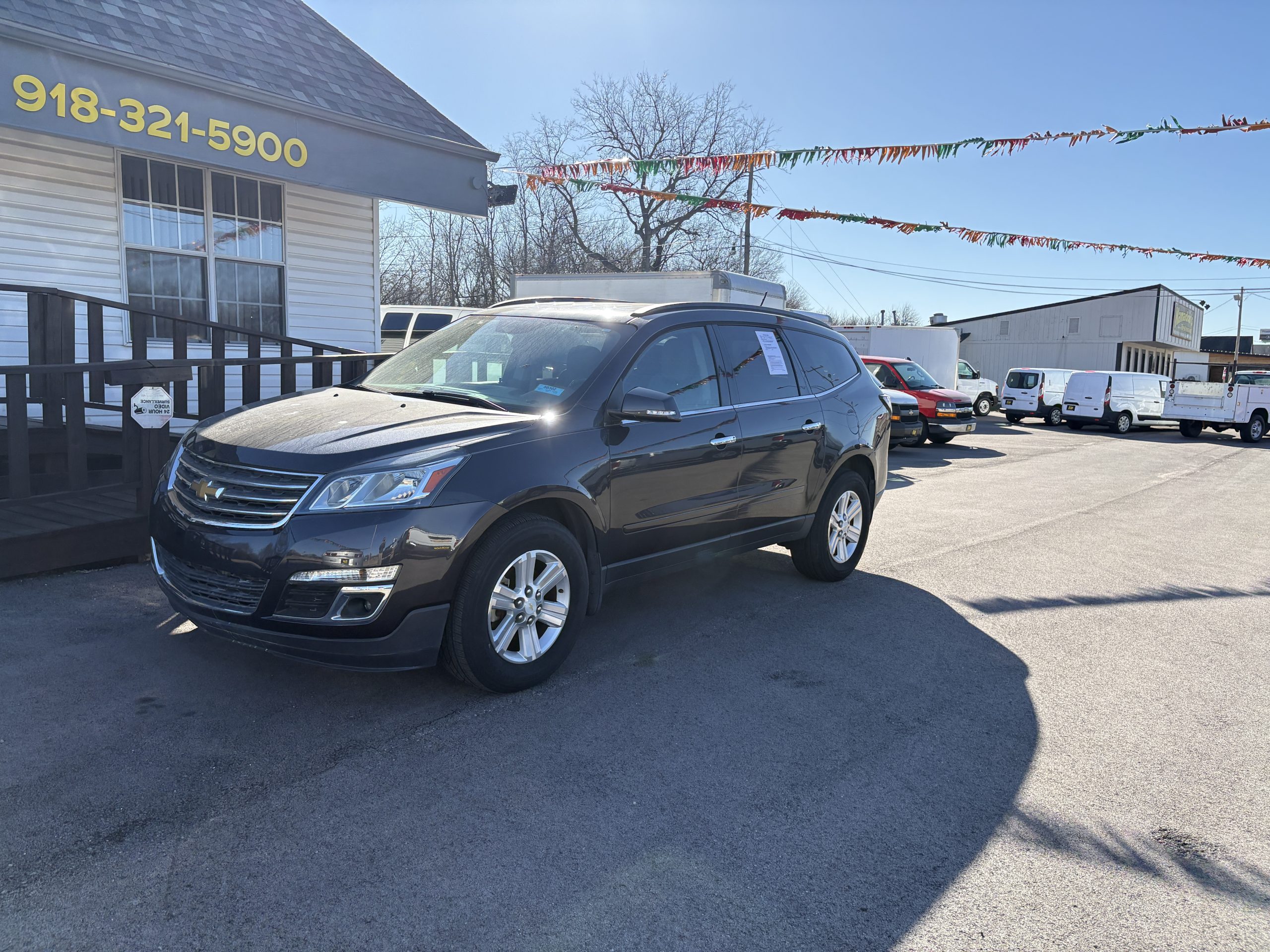 2014 CHEVROLET TRAVERSE LT - Image 2