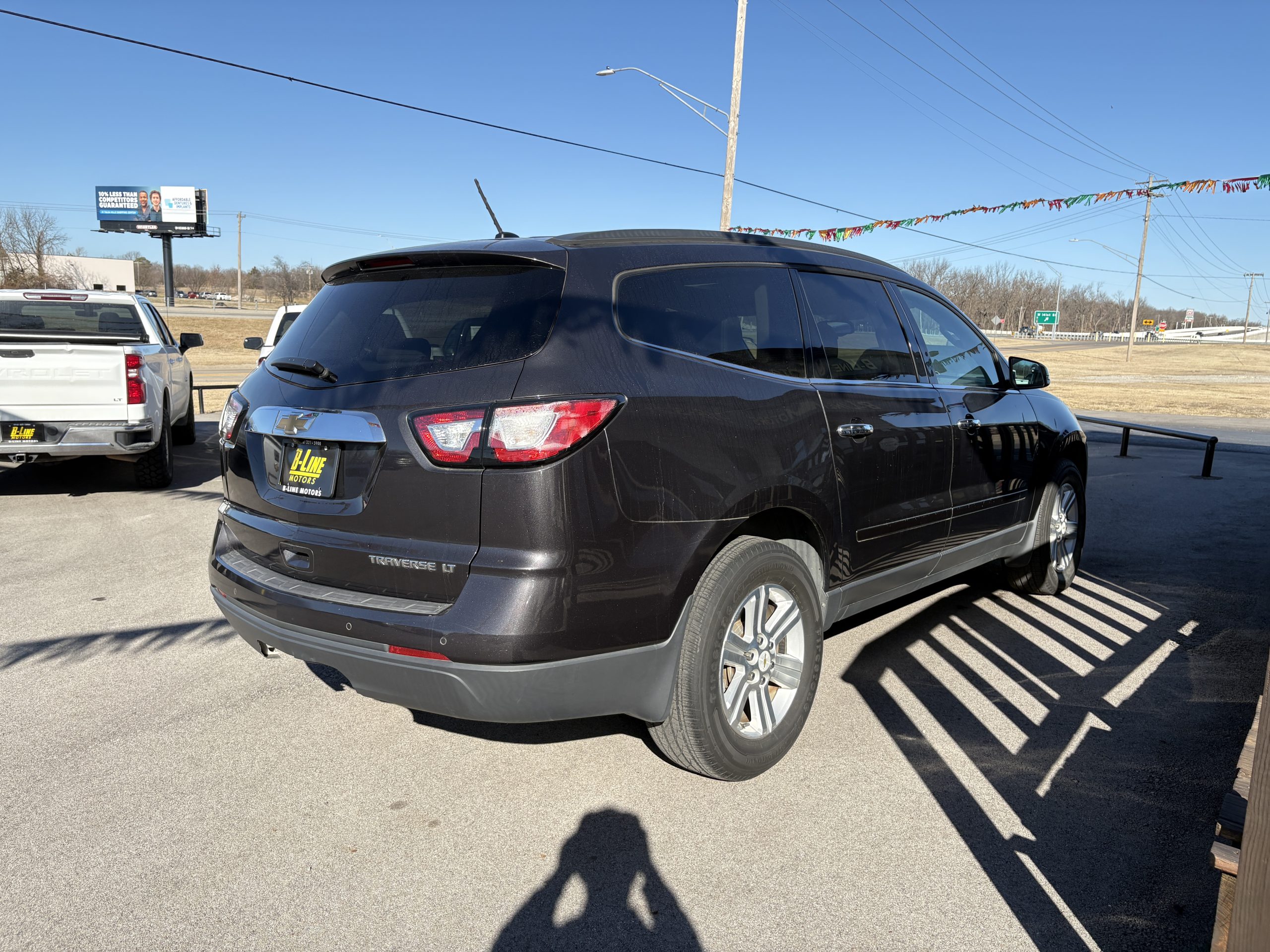 2014 CHEVROLET TRAVERSE LT - Image 4