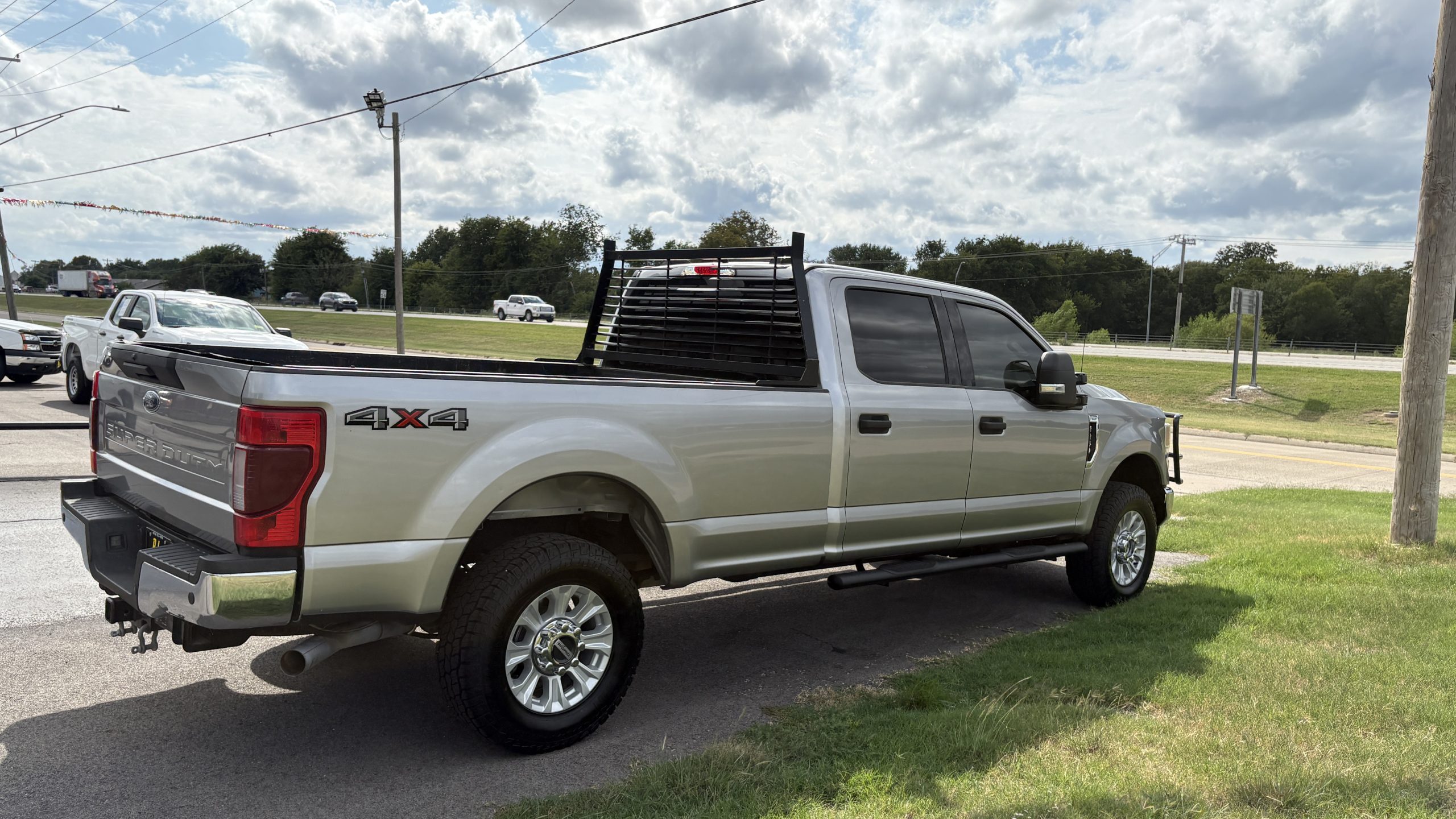 2020 FORD F250 CREW CAB 4X4 PICKUP - Image 4